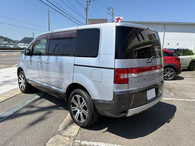 三菱 デリカ　Ｄ：５ ２．４ シャモニー ４ＷＤ H21年 (甲信越・北陸) 99