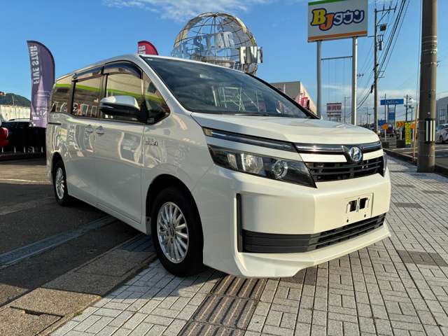トヨタ ヴォクシー １．８ ハイブリッド Ｘ H27年 (甲信越・北陸) 99