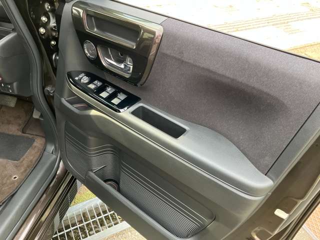 ホンダ Ｎ　ＢＯＸ カスタム ６６０ Ｇ Ｌ ホンダセンシング R1年 (甲信越・北陸) 99