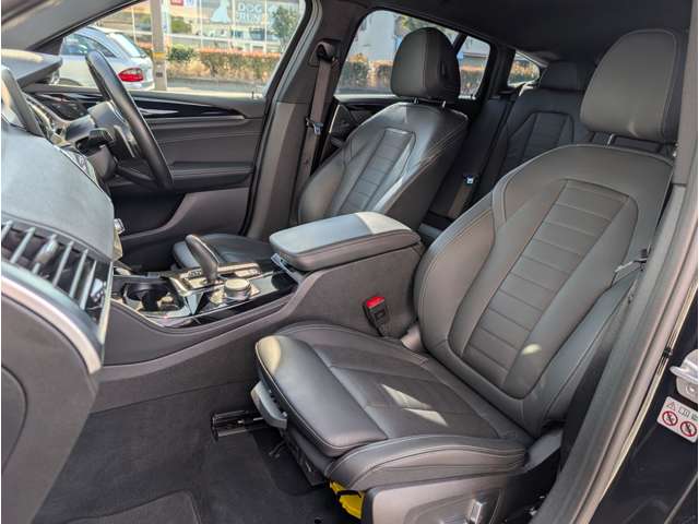 ＢＭＷ Ｘ４ Ｘドライブ２０Ｄ Ｍスポーツ ディーゼルターボ ４ＷＤ R2年 () 99