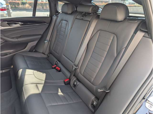 ＢＭＷ Ｘ４ Ｘドライブ２０Ｄ Ｍスポーツ ディーゼルターボ ４ＷＤ R2年 () 99