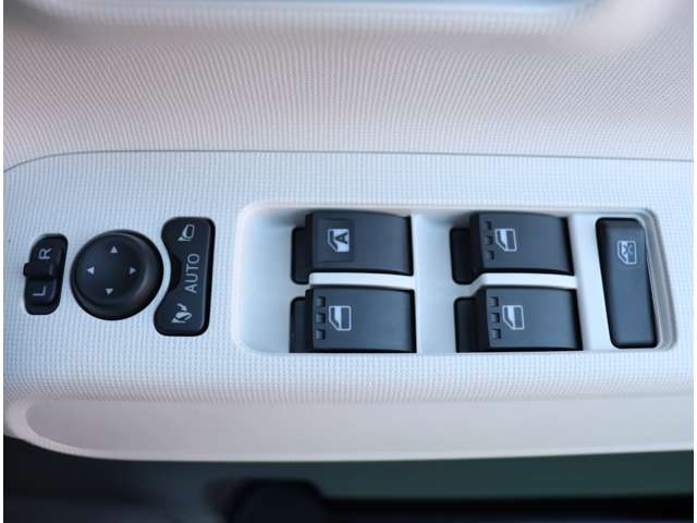 ダイハツ ムーヴ　キャンバス ６６０ ストライプス Ｇ R8年 (関東) 99