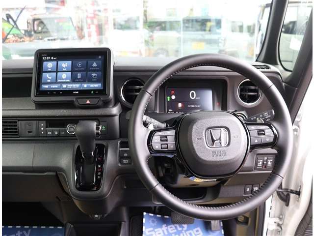 ホンダ Ｎ　ＢＯＸ カスタム ６６０ ターボ R6年 (関東) 99