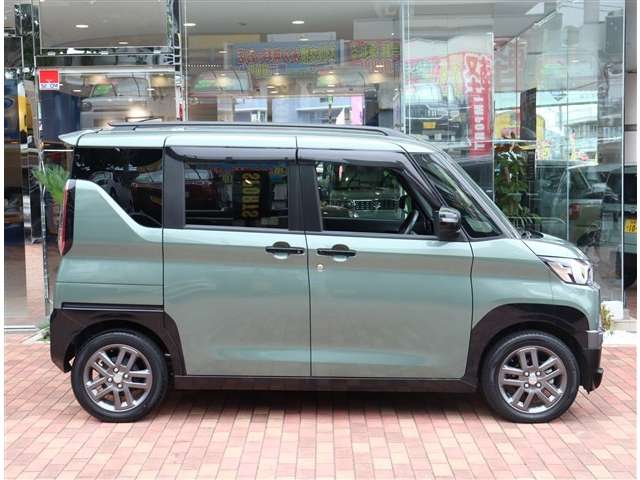 三菱 デリカ　ミニ ６６０ Ｔ プレミアム ４ＷＤ R5年 (関東) 99