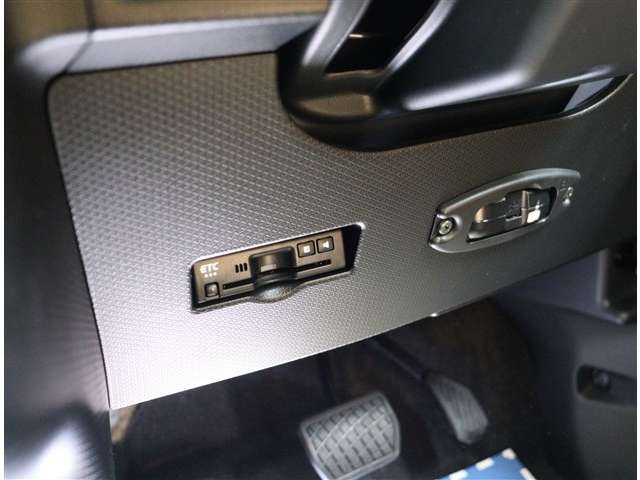 ダイハツ タント ６６０ カスタム ＲＳ リミテッド R8年 (関東) 99
