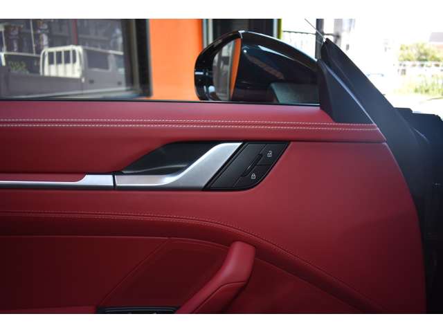 ポルシェ ９１１ タルガ４ ＧＴＳ ＰＤＫ R7年 (近畿) 99