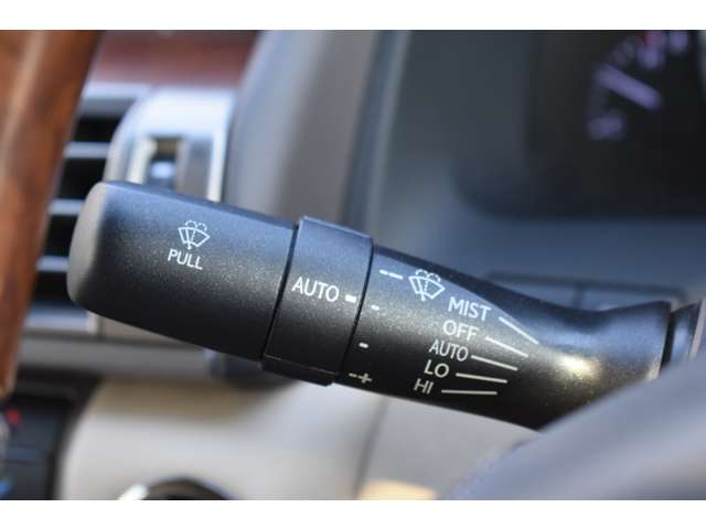 レクサス ＬＳハイブリッド ６００Ｈ バージョンＣ Ｉパッケージ ４ＷＤ H24年 (近畿) 99