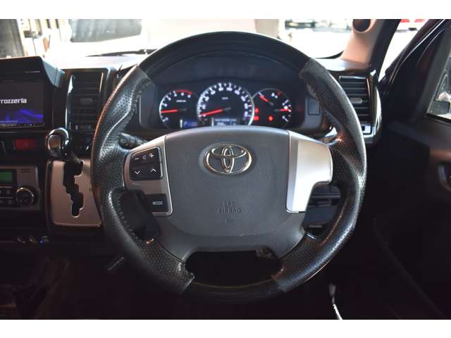 トヨタ ハイエースバン ３．０ スーパーＧＬ ロング ディーゼルターボ H26年 (近畿) 99