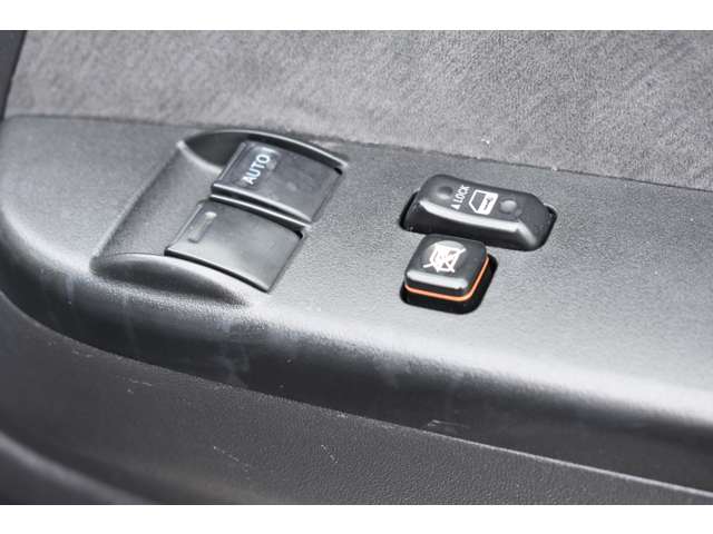 トヨタ ハイエースワゴン ２．７ グランドキャビン H25年 (近畿) 99