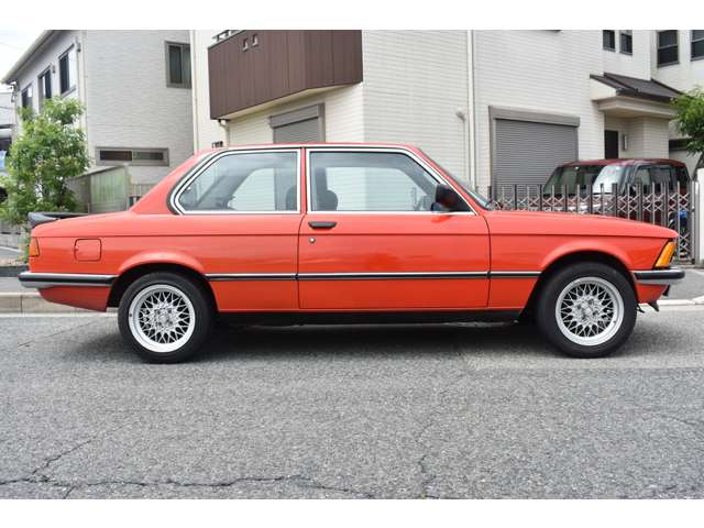 ＢＭＷ ３シリーズ ３１８Ｉ 左ハンドル Ｅ２１ S57年 (近畿) 99