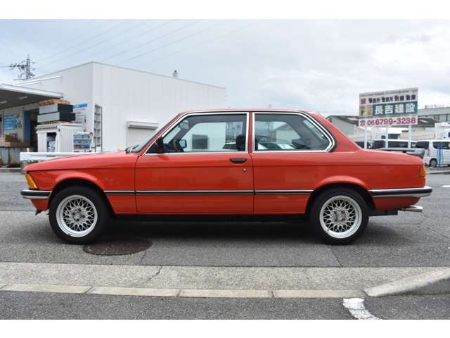 ＢＭＷ ３シリーズ ３１８Ｉ 左ハンドル Ｅ２１ S57年 (近畿) 99