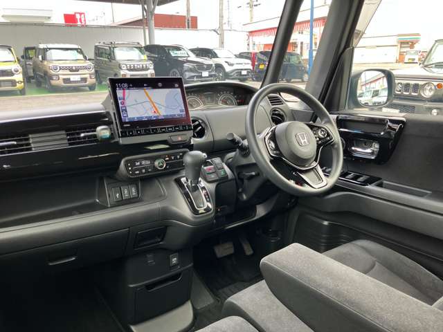 ホンダ Ｎ　ＢＯＸ カスタム ６６０ Ｌ R5年 (関東) 99