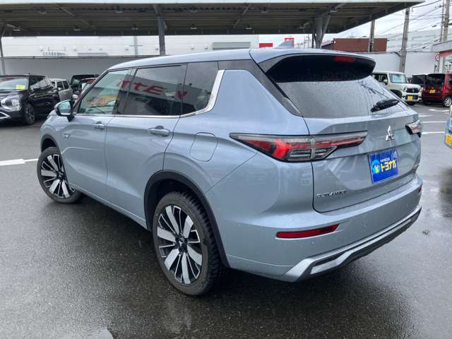 三菱 アウトランダーＰＨＥＶ ＰＨＥＶ ２．４ Ｐ ４ＷＤ R6年 (関東) 99