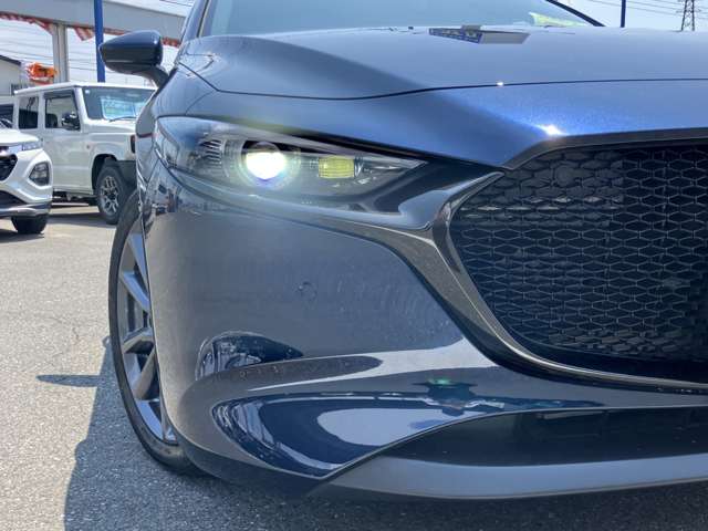 マツダ ＭＡＺＤＡ３　ファストバック ２．０ ２０Ｓ ツーリング R7年 (関東) 99