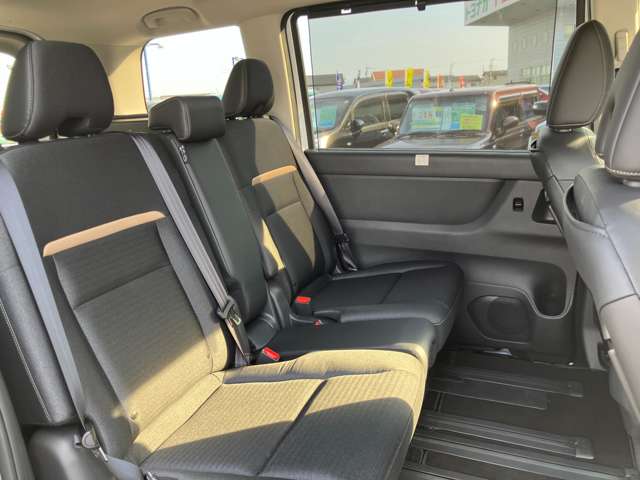 日産 セレナ １．４ Ｅ－ＰＯＷＥＲ ハイウェイスターＶ R8年 (関東) 99