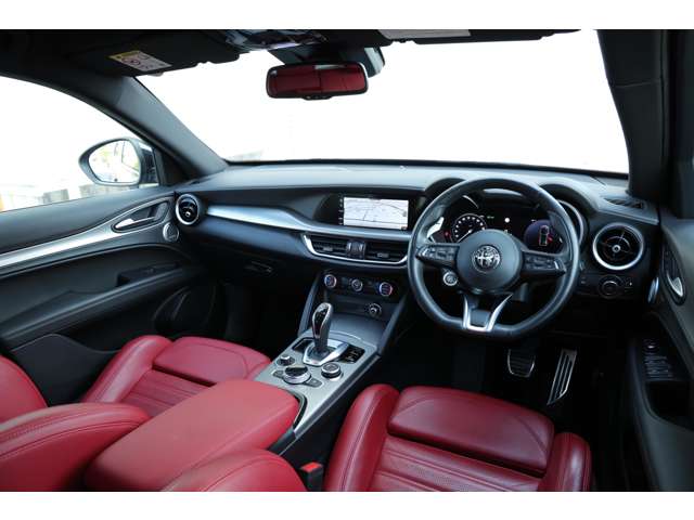 アルファロメオ ステルヴィオ ２．２ ターボ ディーゼル Ｑ４ ヴェローチェ ４ＷＤ R5年 (東海) 99