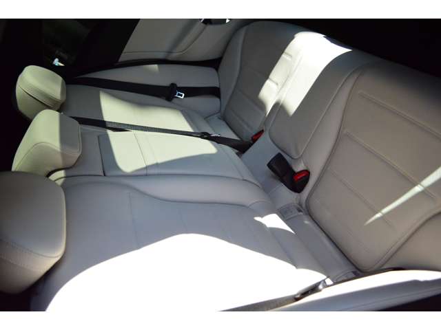 メルセデスベンツ Ｃクラス Ｃ２２０ Ｄ アバンギャルド （ＩＳＧ搭載モデル） ディーゼルターボ R4年 (関東) 99