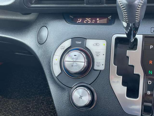 トヨタ シエンタ　ハイブリッド ハイブリッド １．５ Ｇ H28年 (近畿) 99
