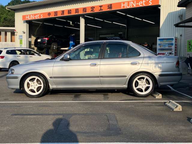日産 サニー １．６ ＶＺ－Ｒ H11年 (中国) 99