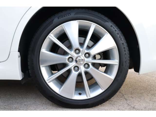 トヨタ クラウン　ハイブリッド ３．５ Ｌパッケージ H22年 (東海) 99