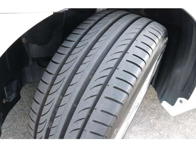 トヨタ クラウン　ハイブリッド ３．５ Ｌパッケージ H22年 (東海) 99