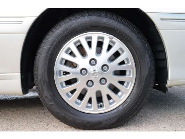 トヨタ クラウン ２．５ ロイヤルエクストラ リミテッド H15年 (東海) 99