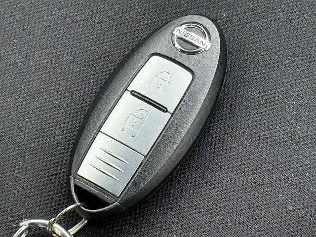日産 ノート １．２ Ｘ R1年 (近畿) 99