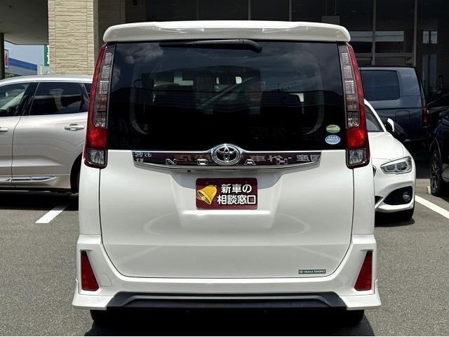 トヨタ ノア ２．０ ＳＩ H27年 (近畿) 99