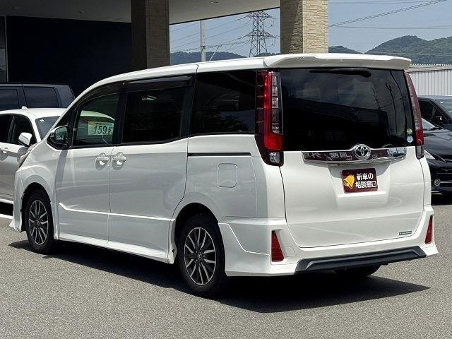 トヨタ ノア ２．０ ＳＩ H27年 (近畿) 99