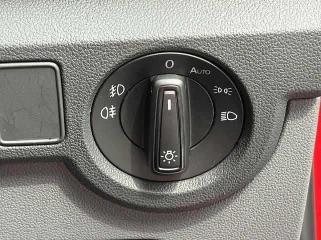 フォルクスワーゲン Ｔ－ＣＲＯＳＳ ＴＳＩ アクティブ R3年 (近畿) 99