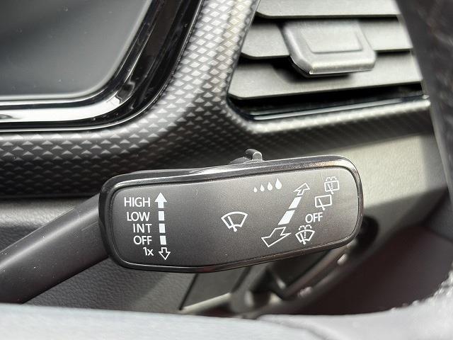 フォルクスワーゲン Ｔ－ＣＲＯＳＳ ＴＳＩ アクティブ R3年 (近畿) 99
