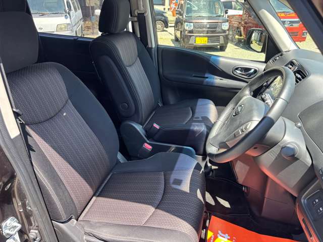 日産 セレナ ２．０ ハイウェイスター Ｖセレクション＋ＳＡＦＥＴＹ Ｓ－ＨＹＢＲＩＤ H27年 (九州・沖縄) 99