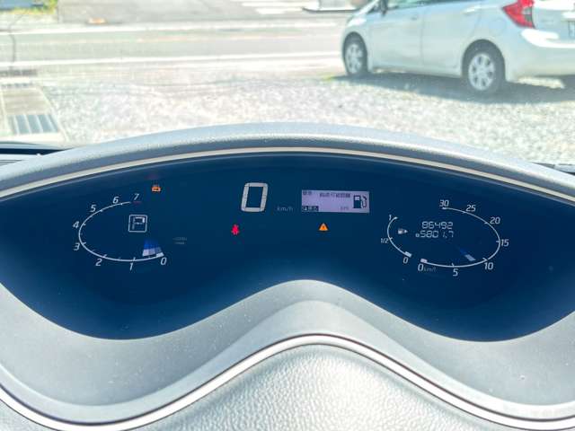 日産 セレナ ２．０ ハイウェイスター Ｖセレクション＋ＳＡＦＥＴＹ Ｓ－ＨＹＢＲＩＤ H27年 (九州・沖縄) 99