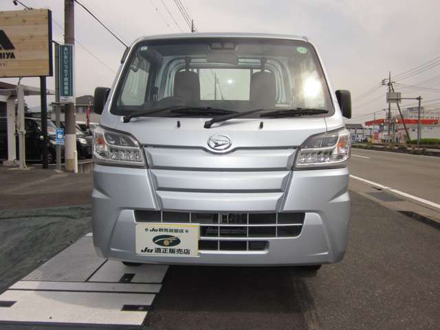 ダイハツ ハイゼットトラック ６６０ スタンダード ＳＡＩＩＩＴ ３方開 ４ＷＤ R2年 (関東) 99