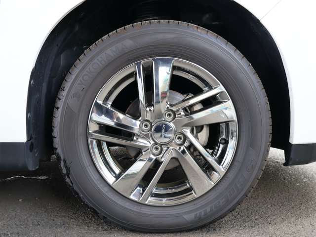 日産 ティーダ １．６ 教習車 H22年 (関東) 99