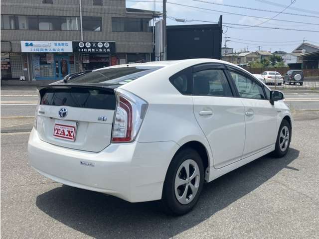 トヨタ プリウス １．８ Ｓ H25年 (近畿) 99