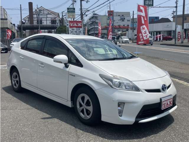 トヨタ プリウス １．８ Ｓ H25年 (近畿) 99