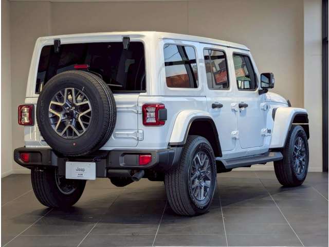ジープ ラングラー　アンリミテッド アンリミテッド サハラ ４ＷＤ R7年 (近畿) 99