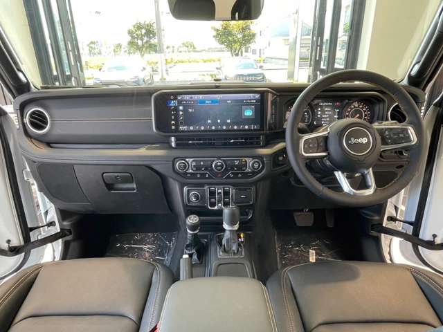 ジープ ラングラー　アンリミテッド アンリミテッド サハラ ４ＷＤ R7年 (近畿) 99