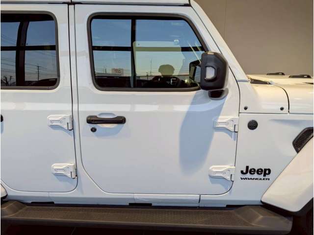 ジープ ラングラー　アンリミテッド アンリミテッド サハラ ４ＷＤ R7年 (近畿) 99