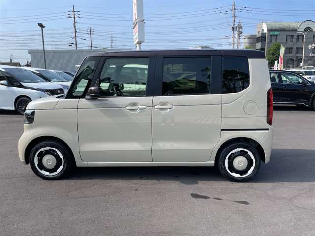 ホンダ Ｎ　ＢＯＸ ６６０ ファッションスタイル ２トーン R8年 (九州・沖縄) 99