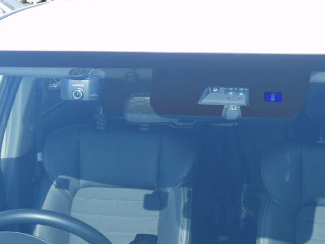 三菱 アウトランダーＰＨＥＶ ２．４ Ｇ プラスパッケージ ４ＷＤ R1年 (関東) 99