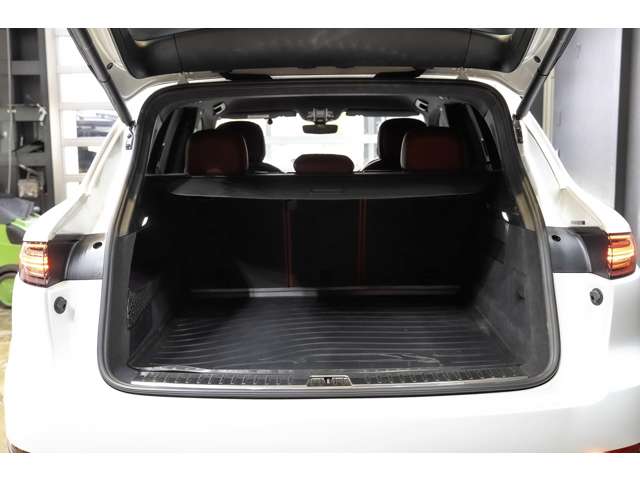 ポルシェ カイエン ３．０ ティプトロニックＳ ４ＷＤ R1年 (北海道) 99
