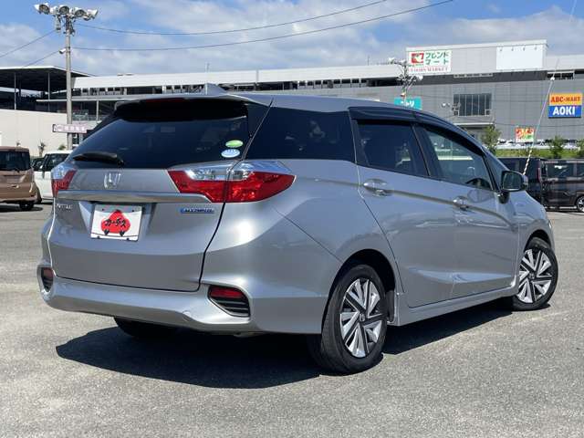 ホンダ シャトル １．５ ハイブリッド Ｘ H29年 (近畿) 99