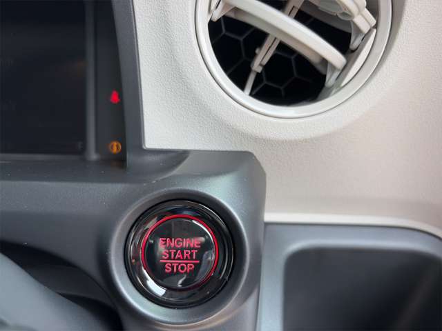 ホンダ Ｎ　ＢＯＸ ６６０ ファッションスタイル ２トーン R8年 (九州・沖縄) 99