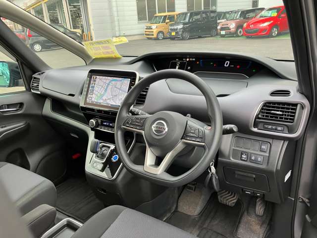 日産 セレナ １．２ Ｅ－ＰＯＷＥＲ ＸＶ R4年 (関東) 99