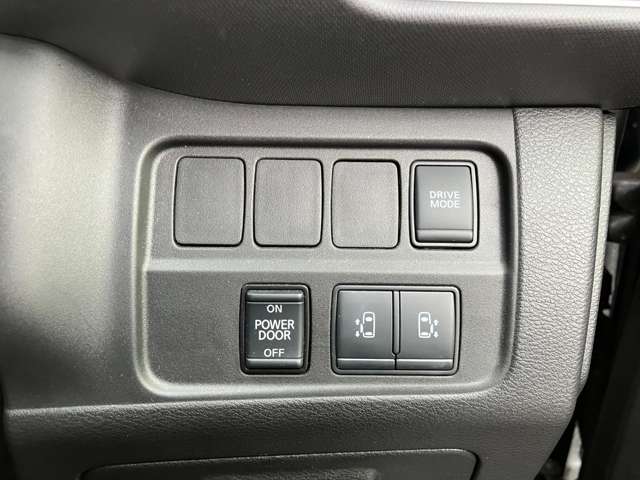 日産 セレナ １．２ Ｅ－ＰＯＷＥＲ ＸＶ R4年 (関東) 99