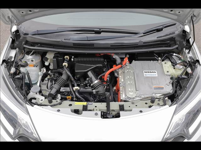 日産 ノート １．２ Ｅ－ＰＯＷＥＲ ＮＩＳＭＯ H29年 (関東) 99