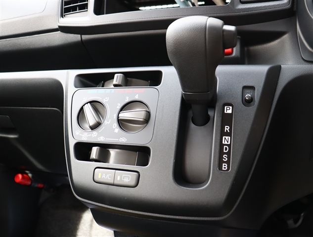 ダイハツ ミラ　イース ６６０ Ｌ ＳＡＩＩＩ R8年 (関東) 99