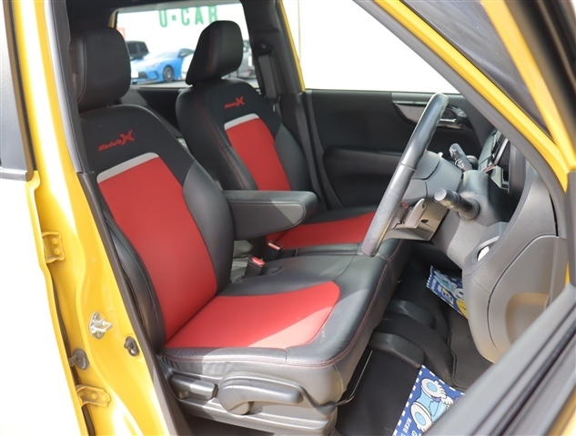 ホンダ Ｎ−ＯＮＥ ６６０ モデューロ Ｘ H29年 (関東) 99